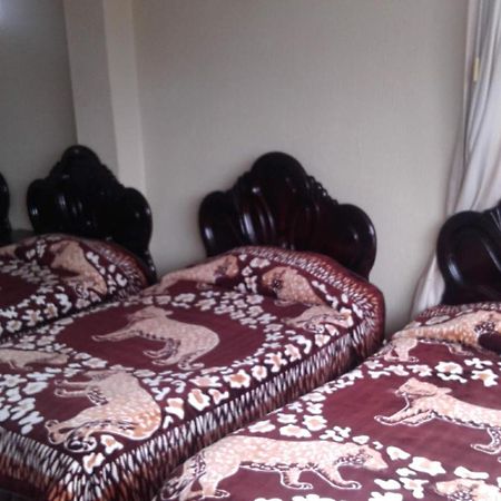 Hostal Lesly Salome Tulcán Екстериор снимка