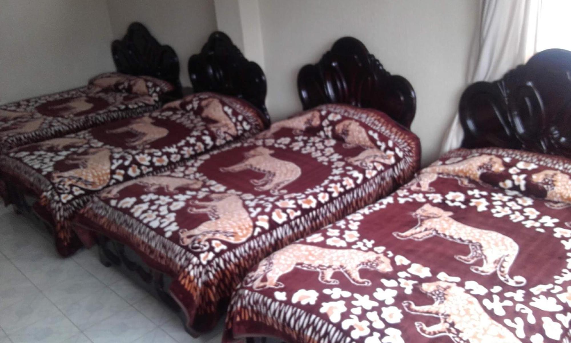 Hostal Lesly Salome Tulcán Екстериор снимка