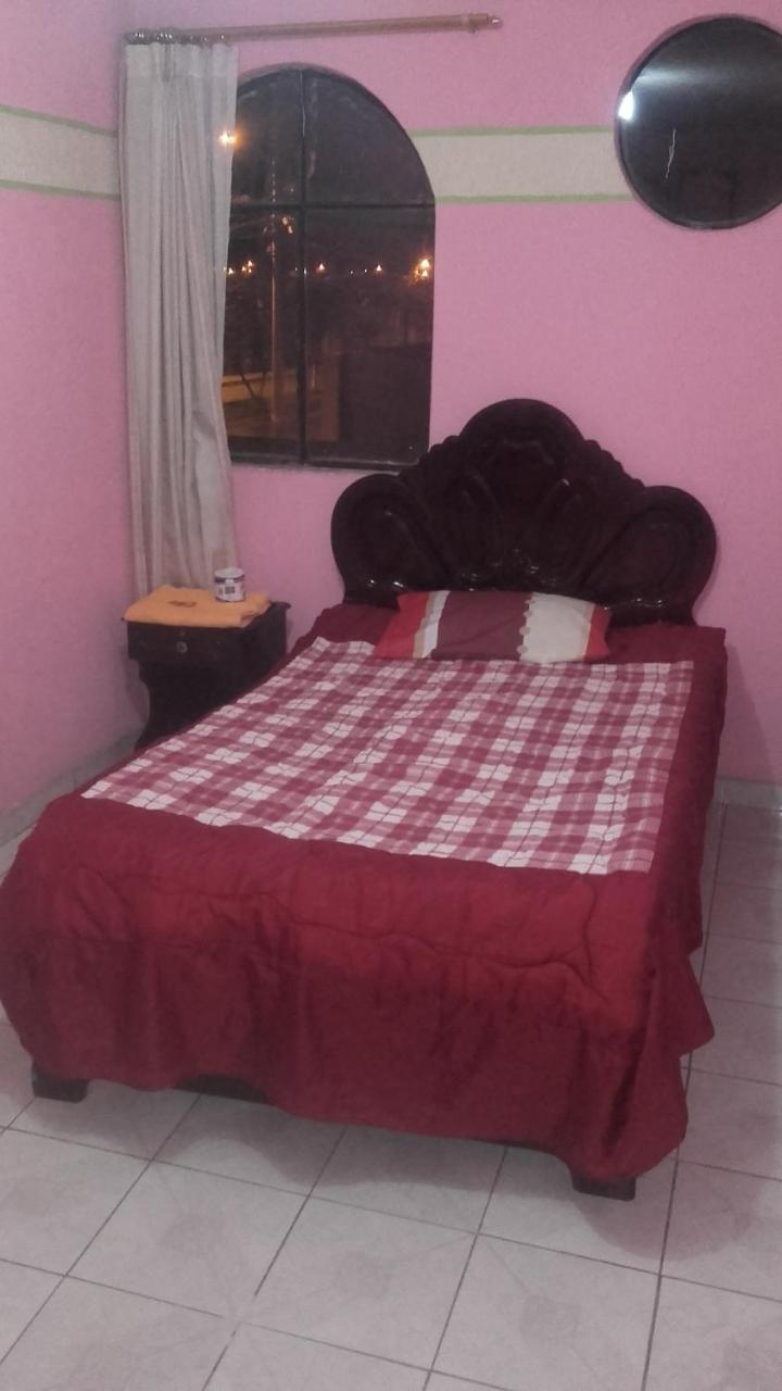 Hostal Lesly Salome Tulcán Екстериор снимка